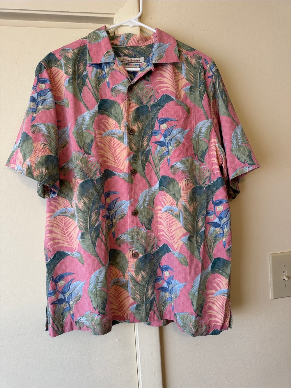 Tommy Bahama Pink Tropical Leaf Print Short-Sleeve Shirt